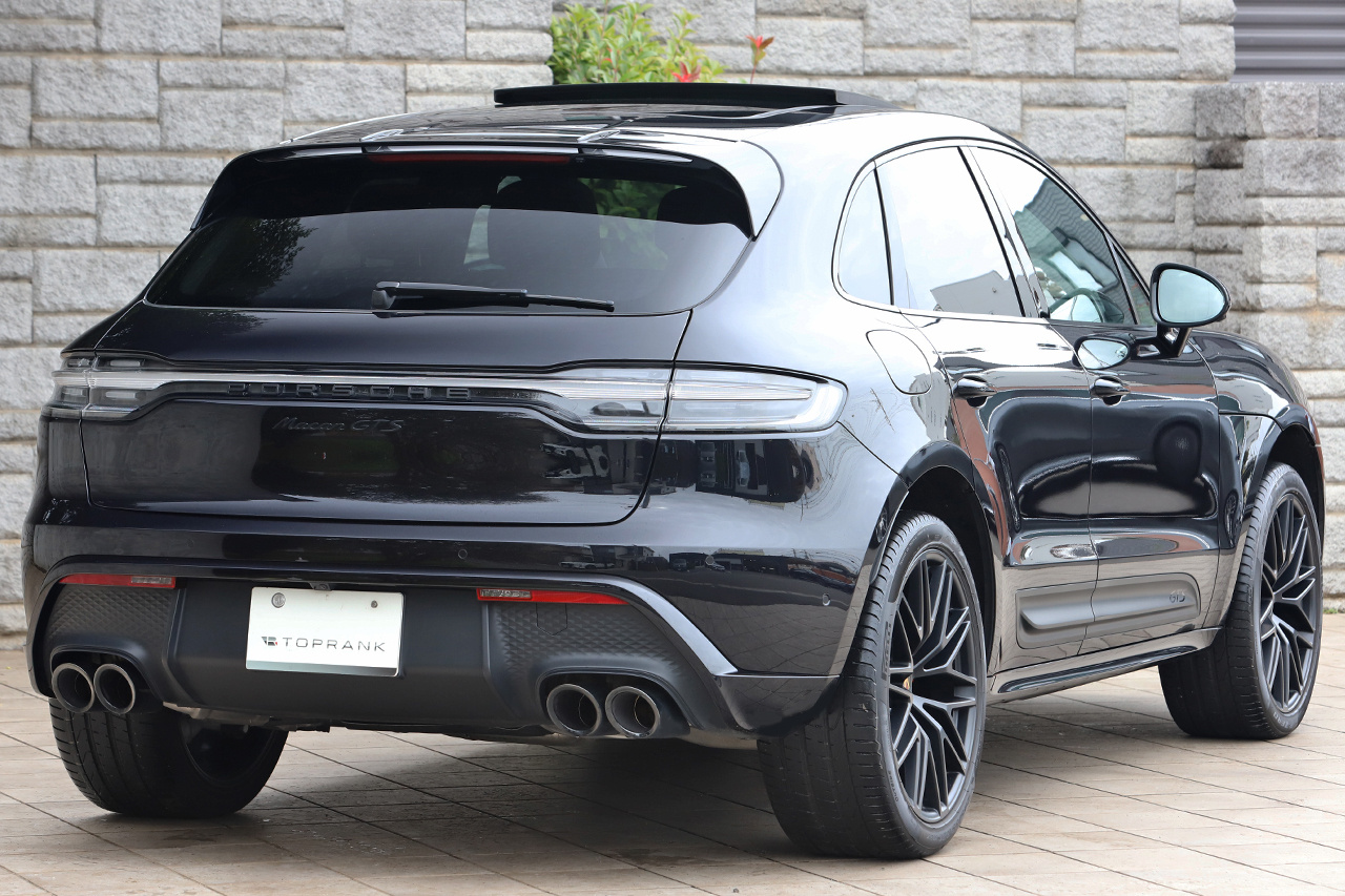 2024 Porsche MACAN 