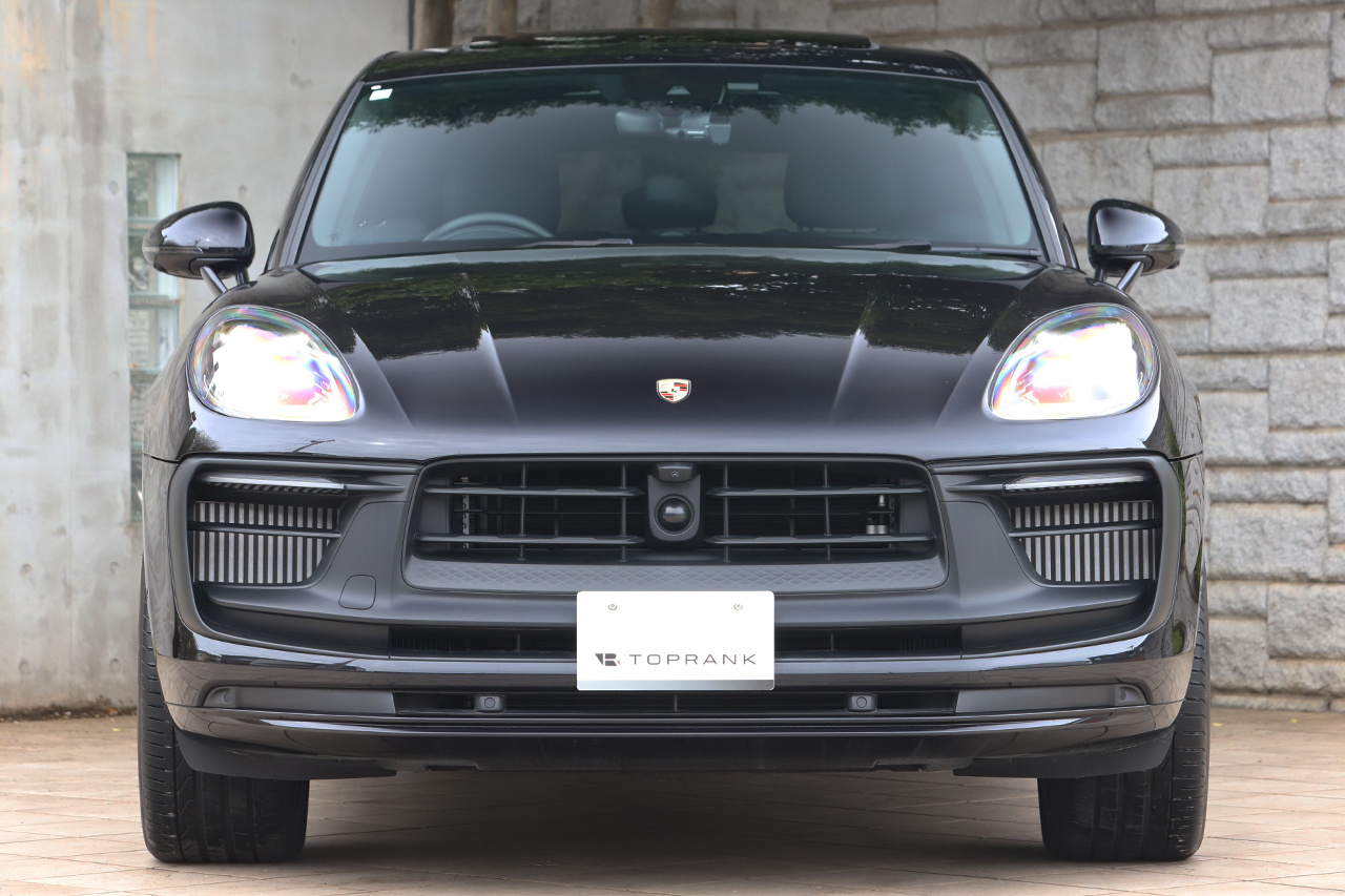 2024 Porsche MACAN 