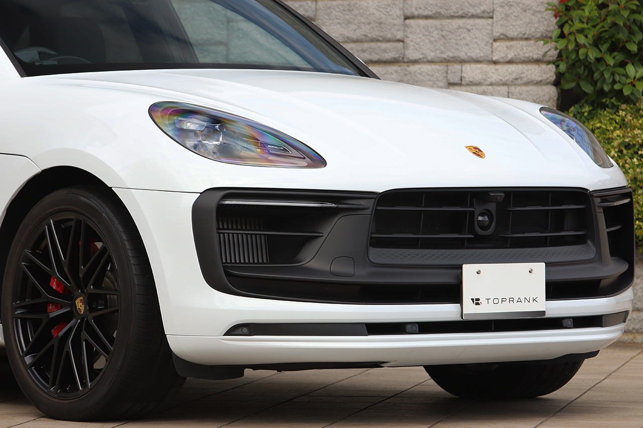 2023 Porsche MACAN null
