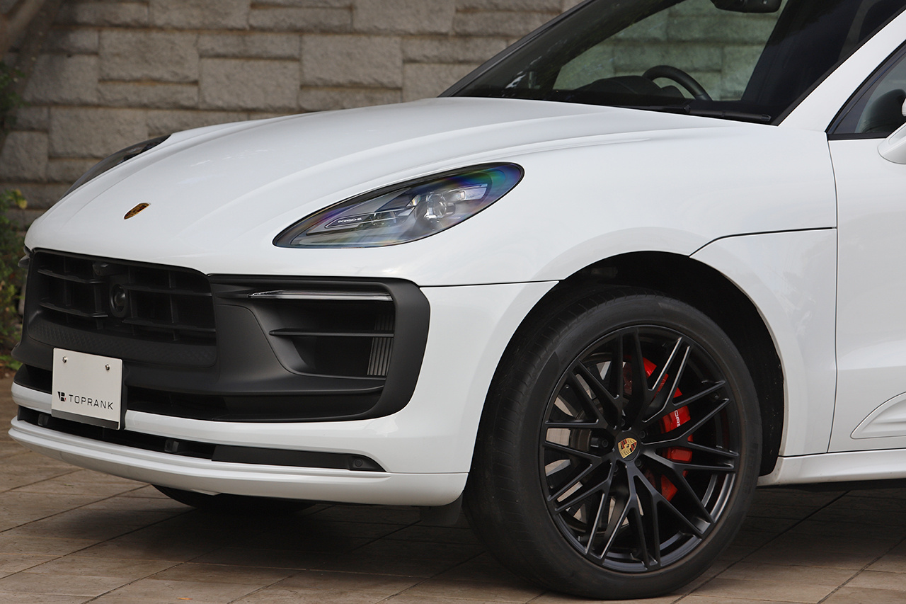 2023 Porsche MACAN null