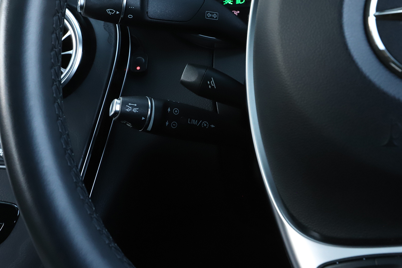 2017 Mercedes-AMG glc-class null