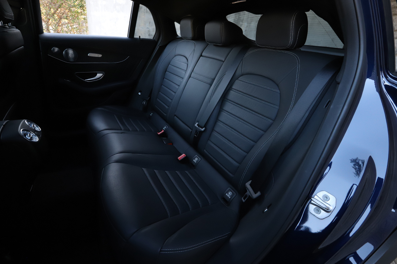 2017 Mercedes-AMG glc-class null