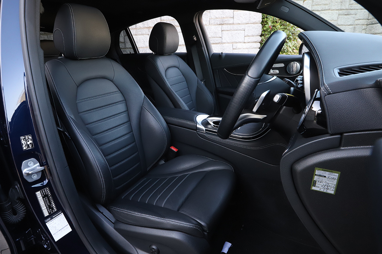 2017 Mercedes-AMG glc-class null