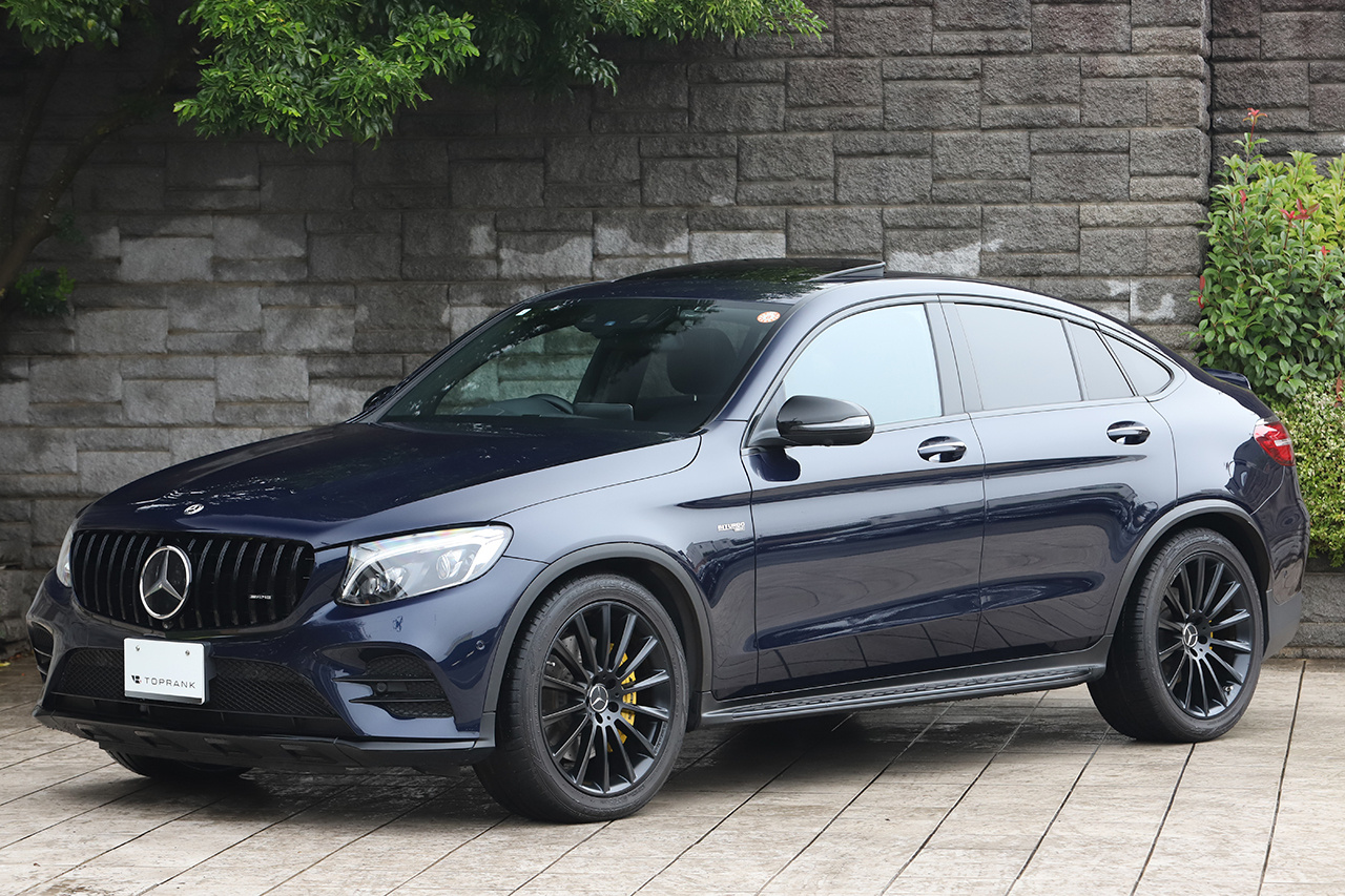 2017 Mercedes-AMG glc-class null