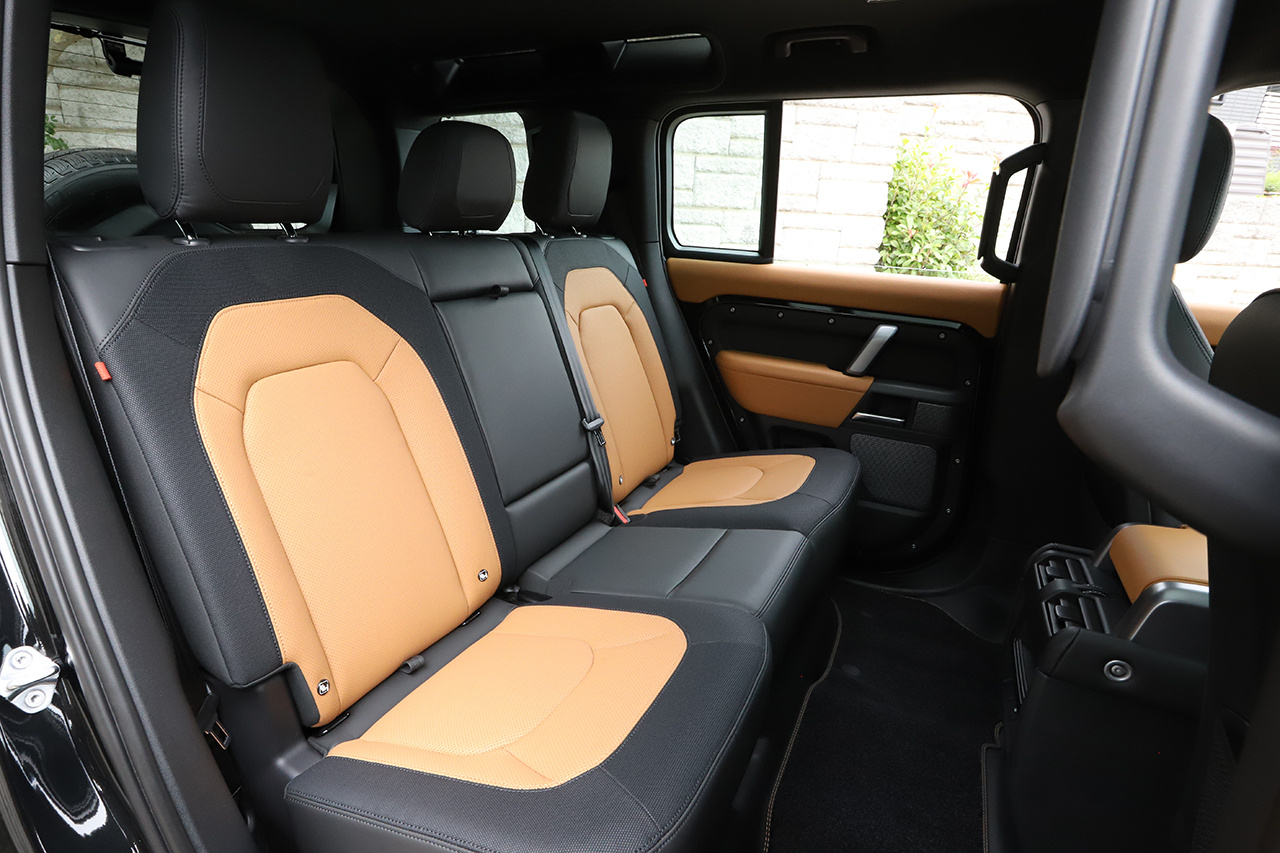 2023 Land Rover DEFENDER null