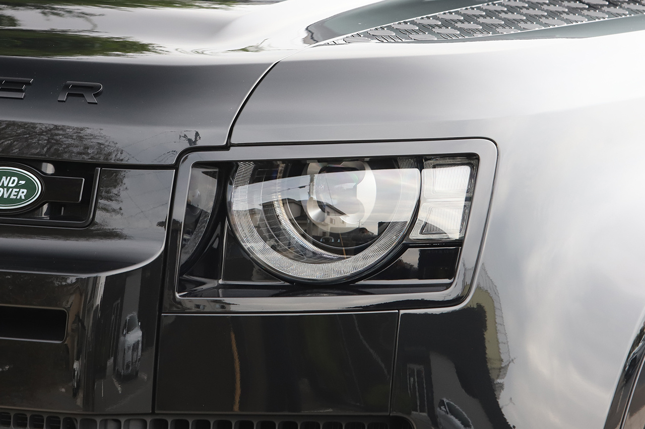 2023 Land Rover DEFENDER null