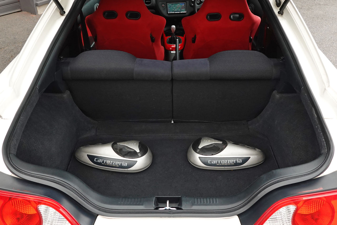 2001 Honda INTEGRA DC5 Integra Type-R, K20A i-Vtec Engine, Momo Steering, Red Factory Recaro Seats