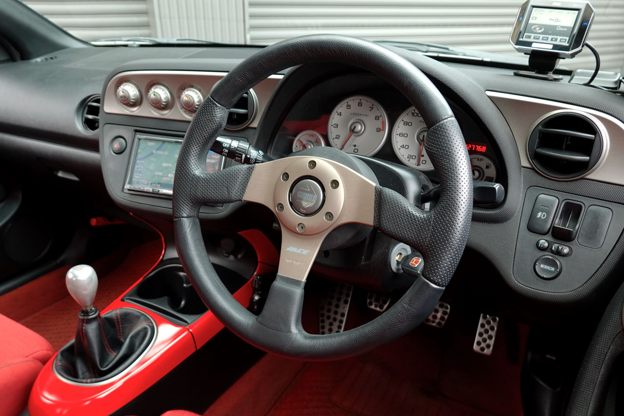 2001 Honda INTEGRA DC5 Integra Type-R, K20A i-Vtec Engine, Momo Steering, Red Factory Recaro Seats