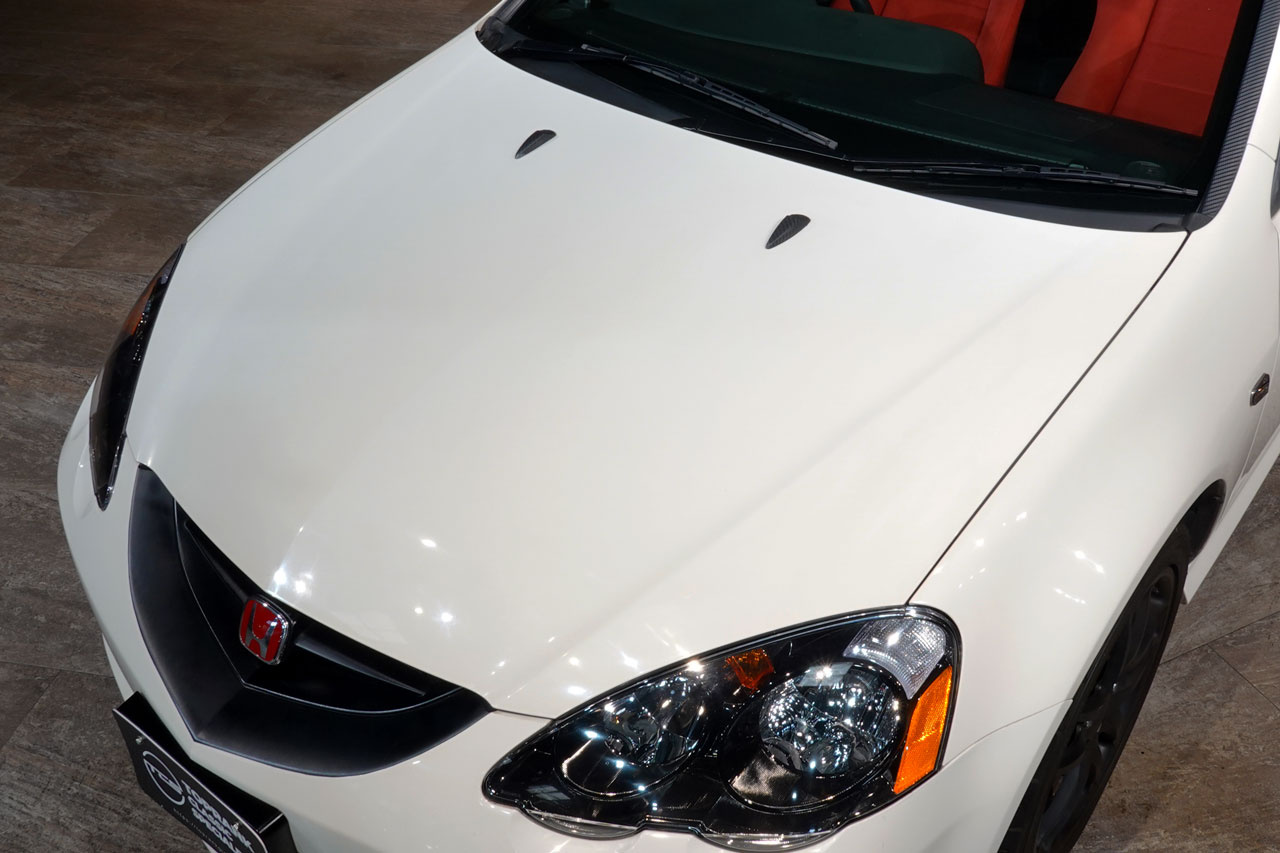 2001 Honda INTEGRA DC5 Integra Type-R, K20A i-Vtec Engine, Momo Steering, Red Factory Recaro Seats