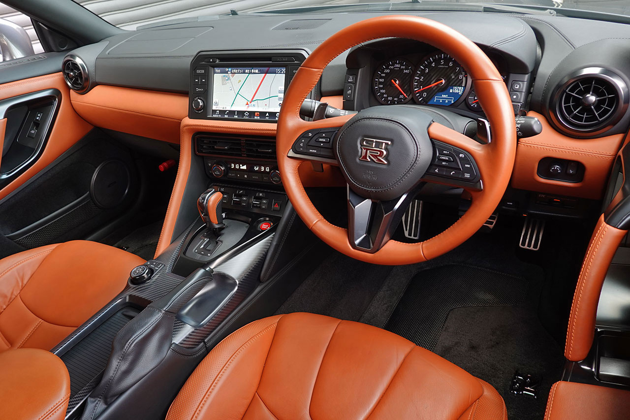 2016 Nissan GT-R R35 GT-R Premium Edition, MY17, Fashionable Interior -TAN-, Nismo Sports Resetting