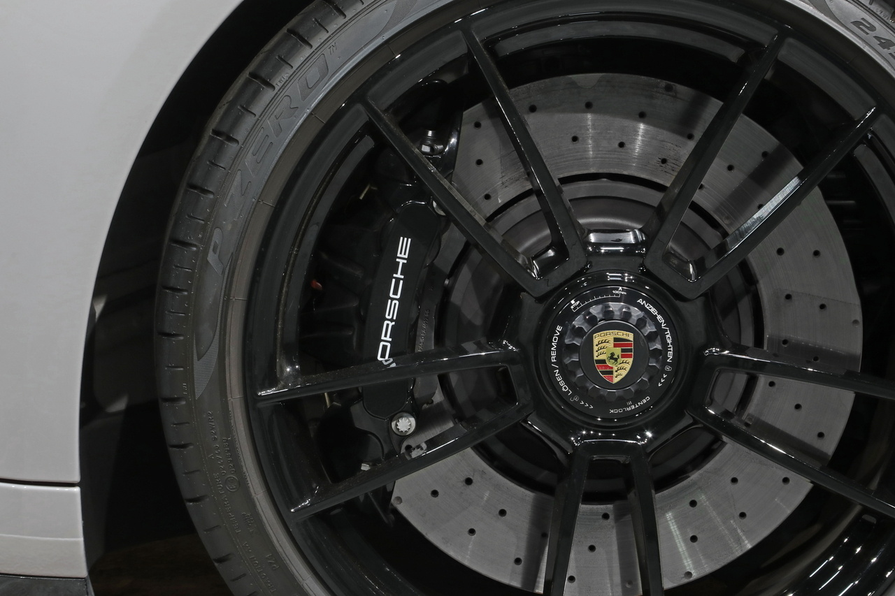 2024 Porsche 911 null