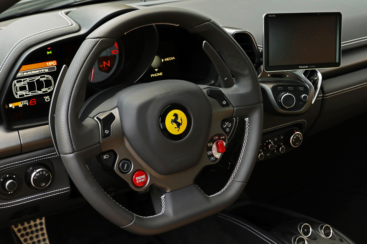 2011 Ferrari 458 ITALY null