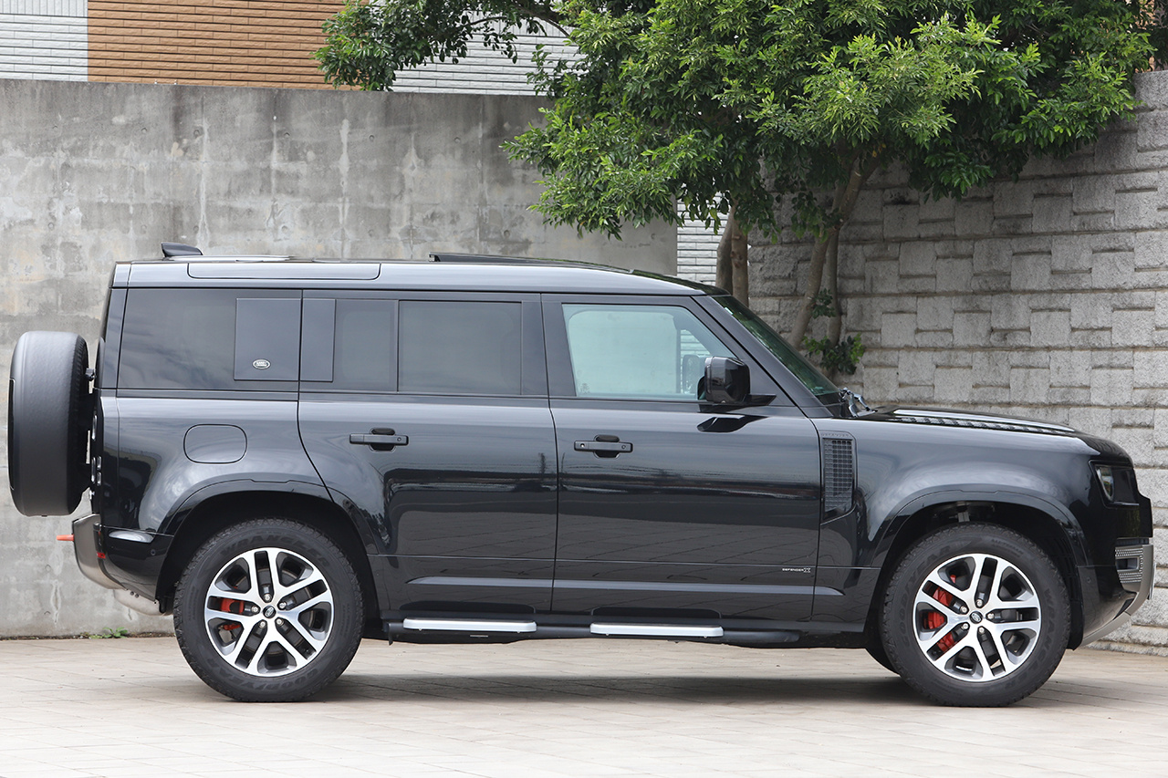 2021 Land Rover DEFENDER 