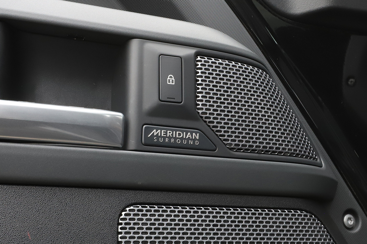 2021 Land Rover DEFENDER 