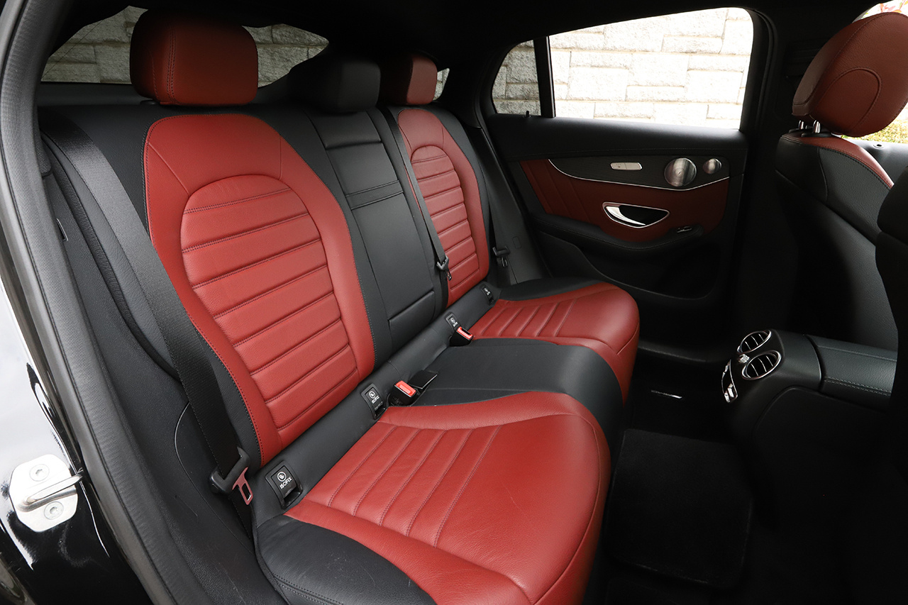 2020 Mercedes-AMG glc-class null