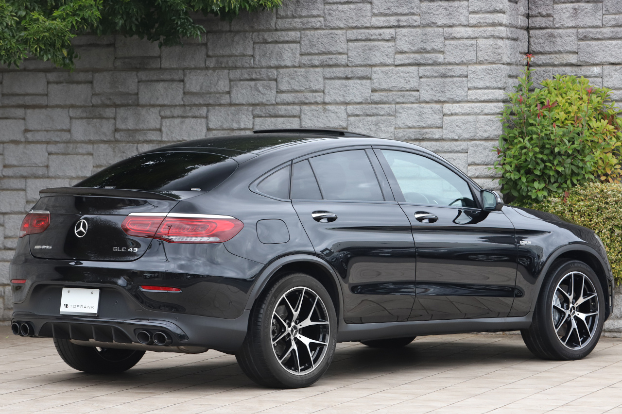 2020 Mercedes-AMG glc-class null