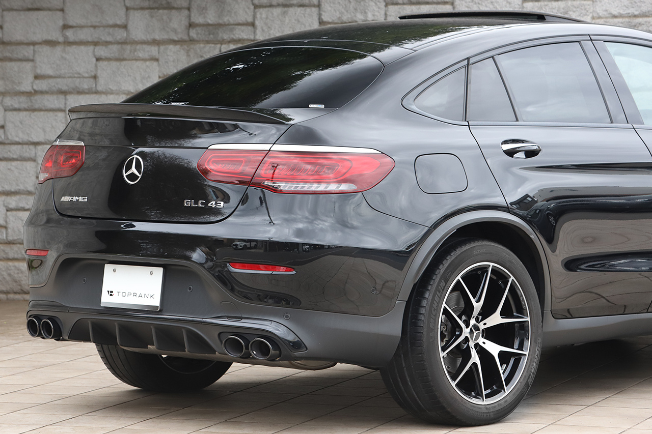 2020 Mercedes-AMG glc-class null