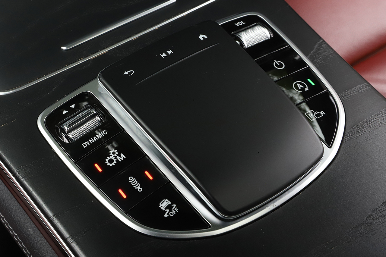 2020 Mercedes-AMG glc-class null