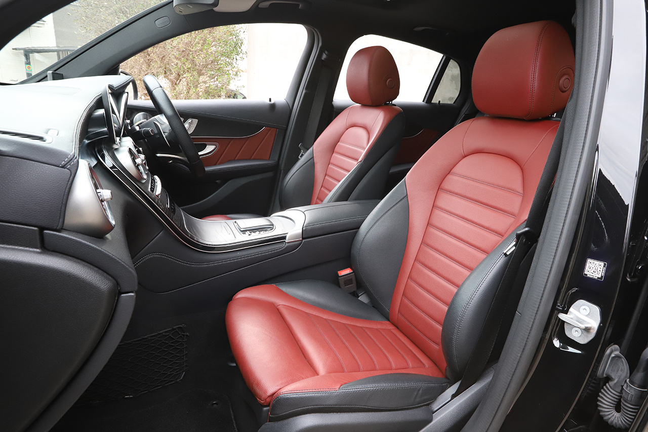 2020 Mercedes-AMG glc-class null