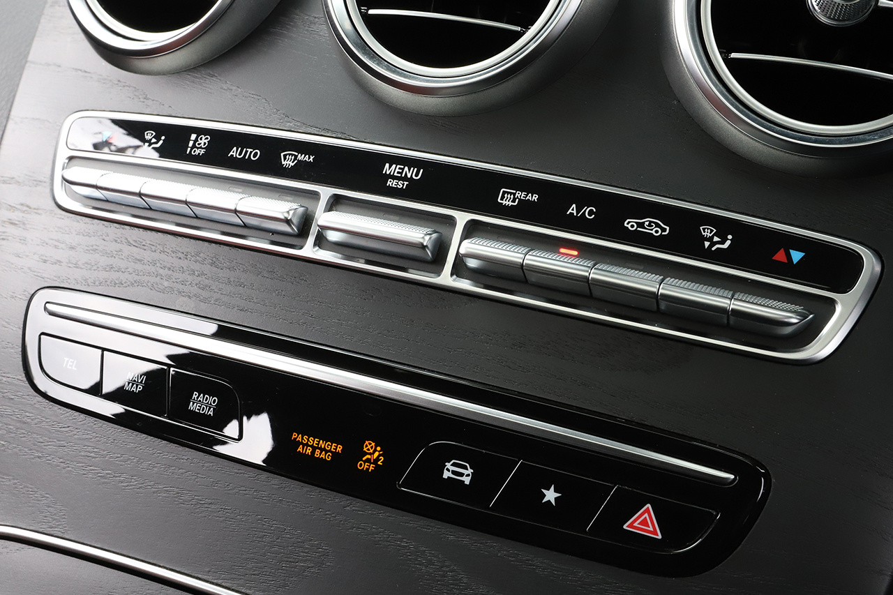 2020 Mercedes-AMG glc-class null