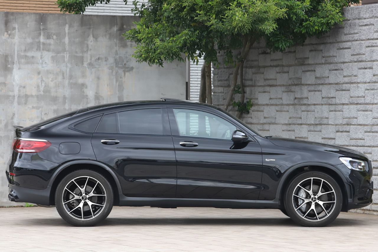 2020 Mercedes-AMG glc-class null