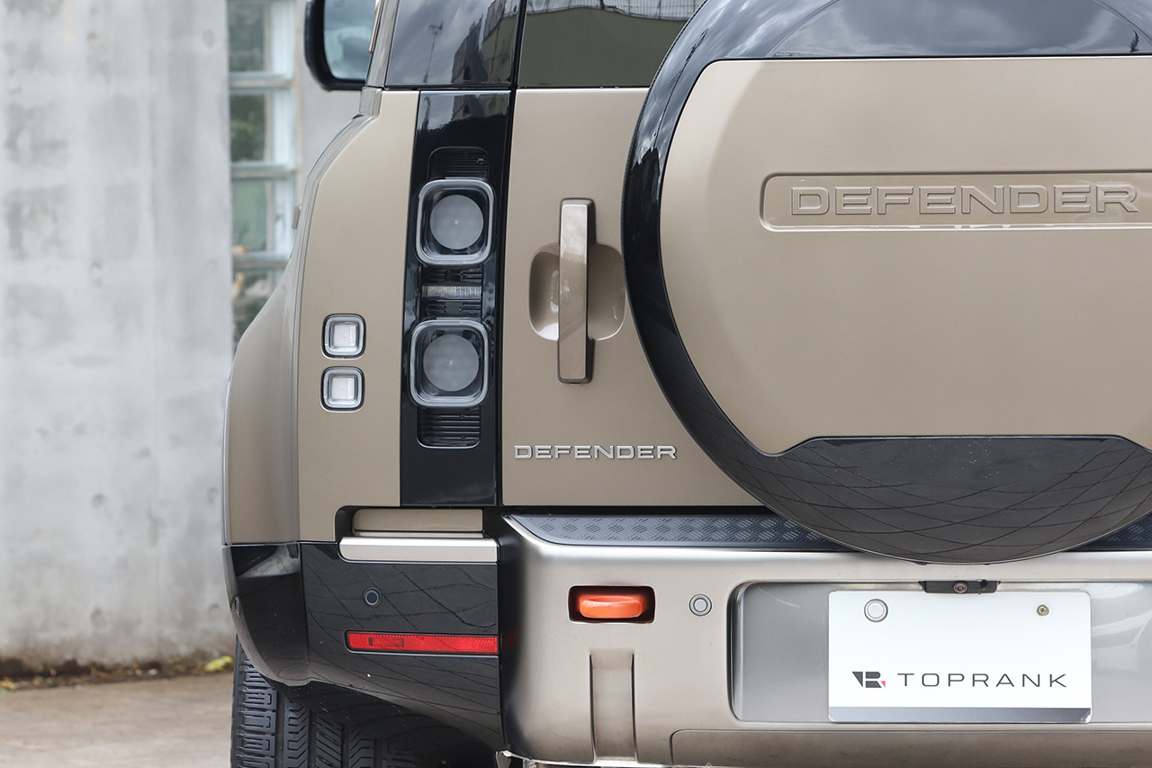 2023 Land Rover DEFENDER null