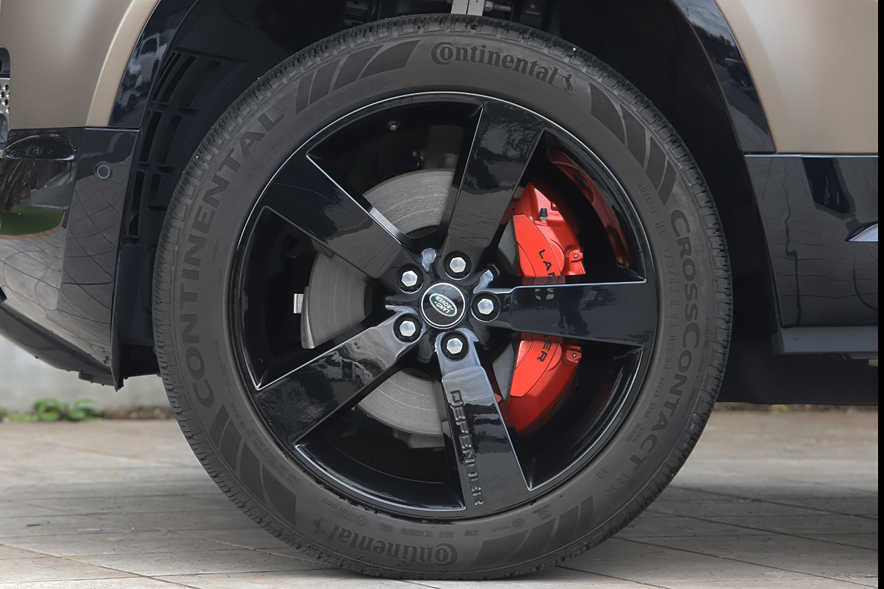 2023 Land Rover DEFENDER null