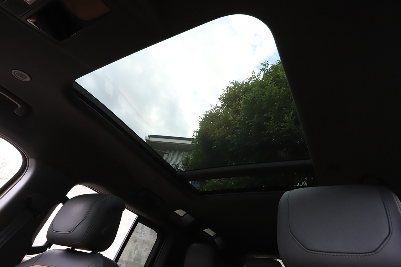 2023 Land Rover DEFENDER null