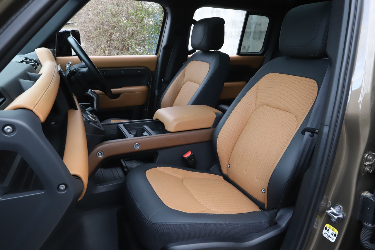 2023 Land Rover DEFENDER null