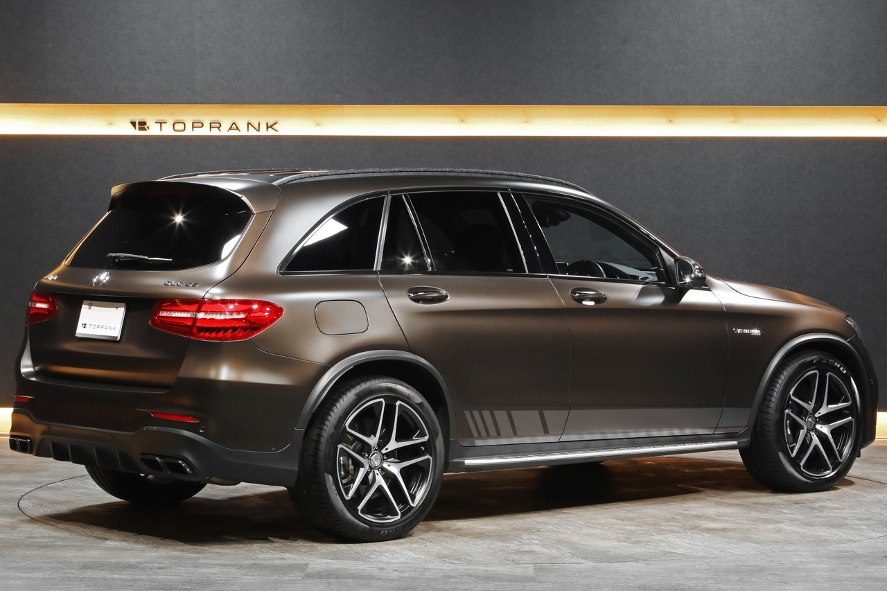2018 Mercedes-AMG glc-class null