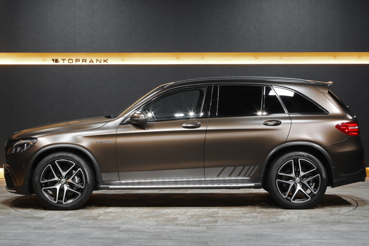 2018 Mercedes-AMG glc-class null