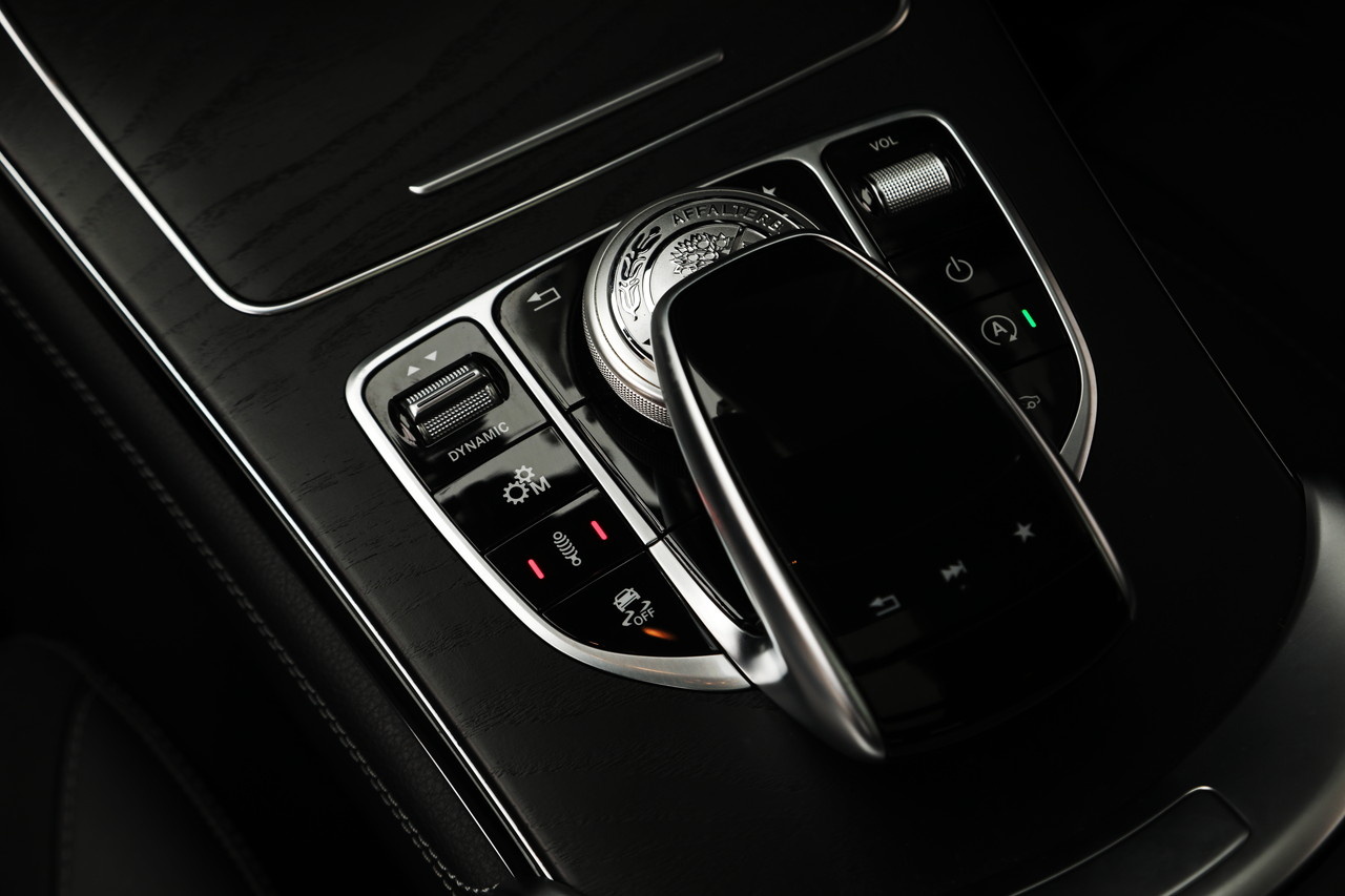 2018 Mercedes-AMG glc-class null