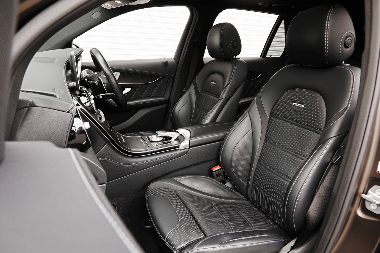 2018 Mercedes-AMG glc-class null