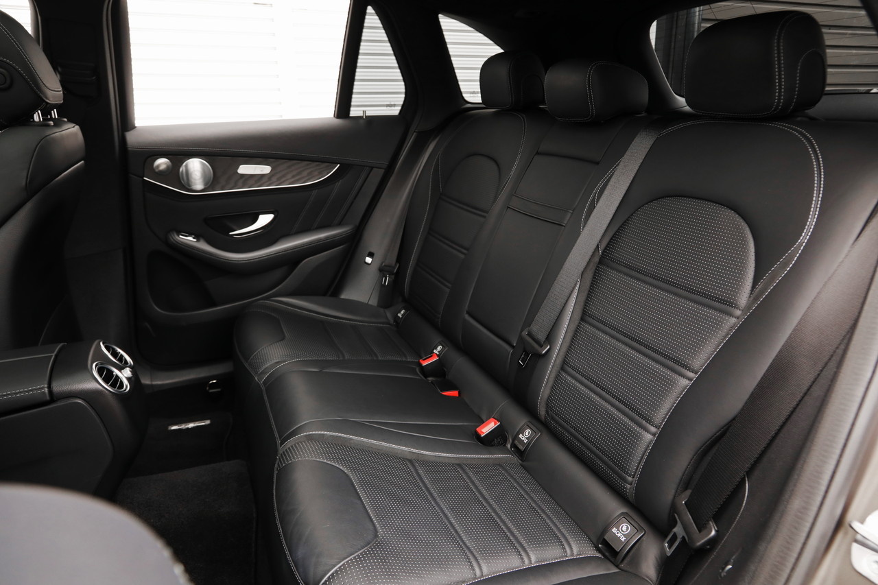 2018 Mercedes-AMG glc-class null