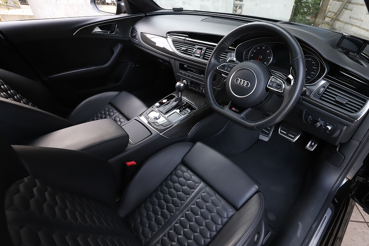 2018 Audi RS6 AVANT 