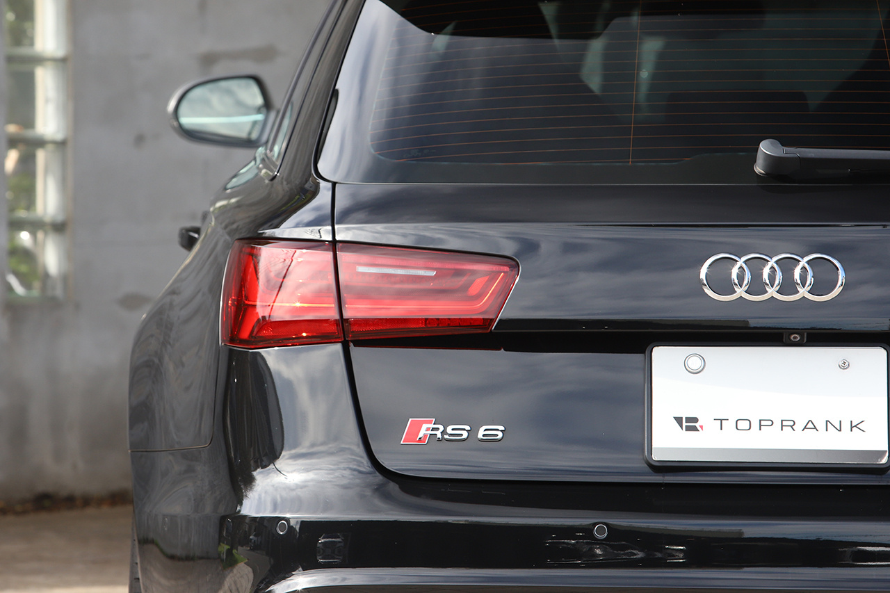 2018 Audi RS6 AVANT 