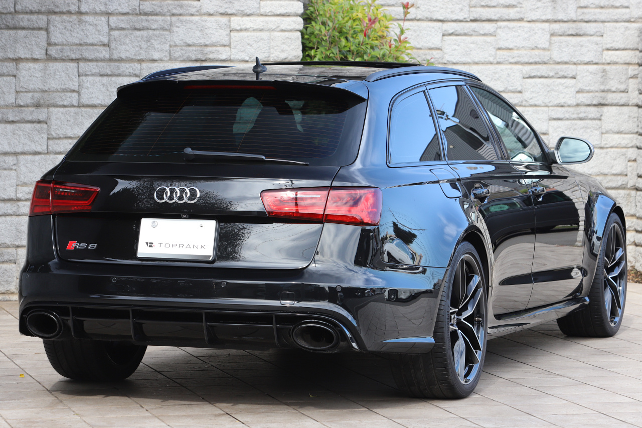 2018 Audi RS6 AVANT 