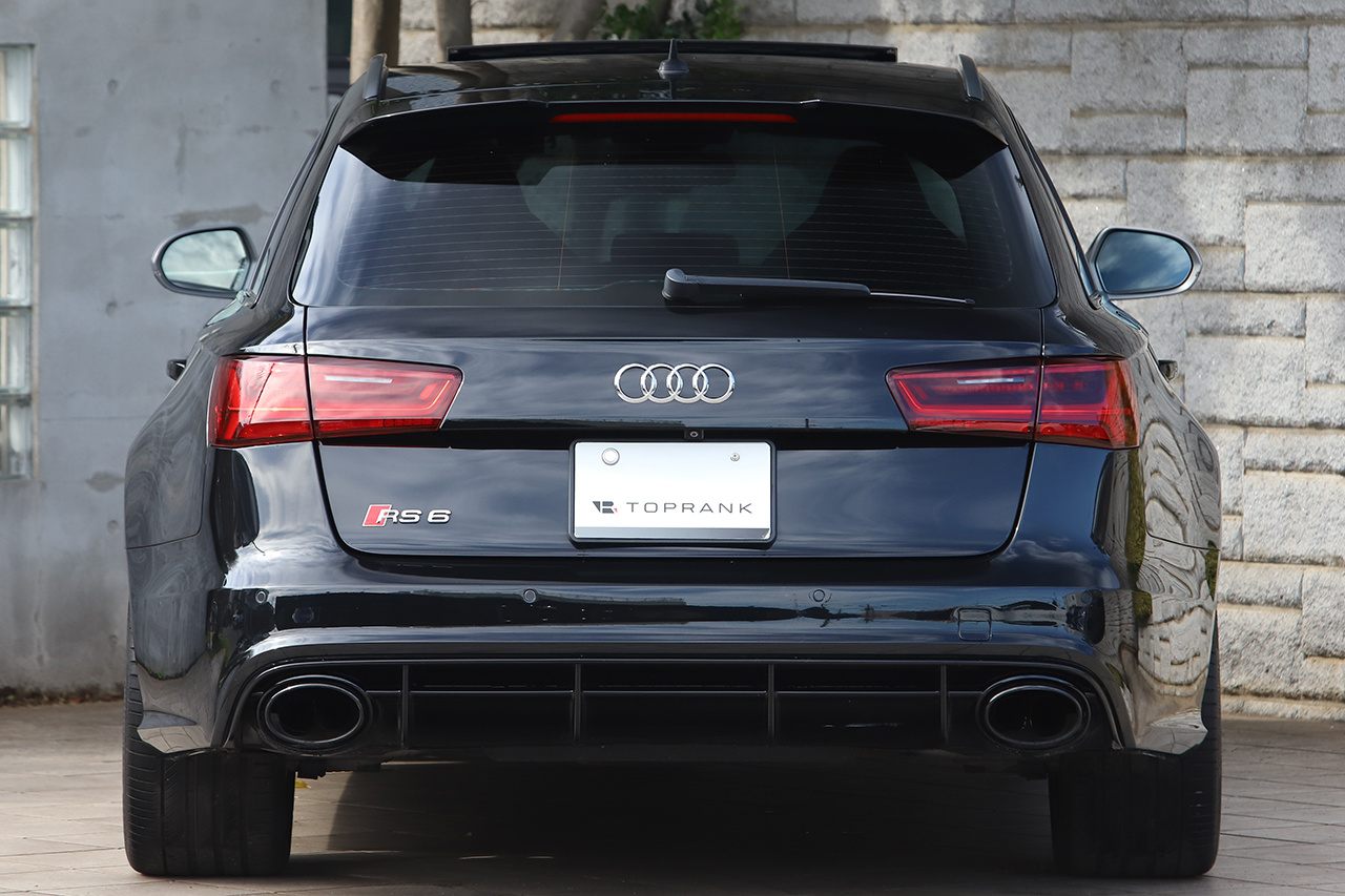 2018 Audi RS6 AVANT 