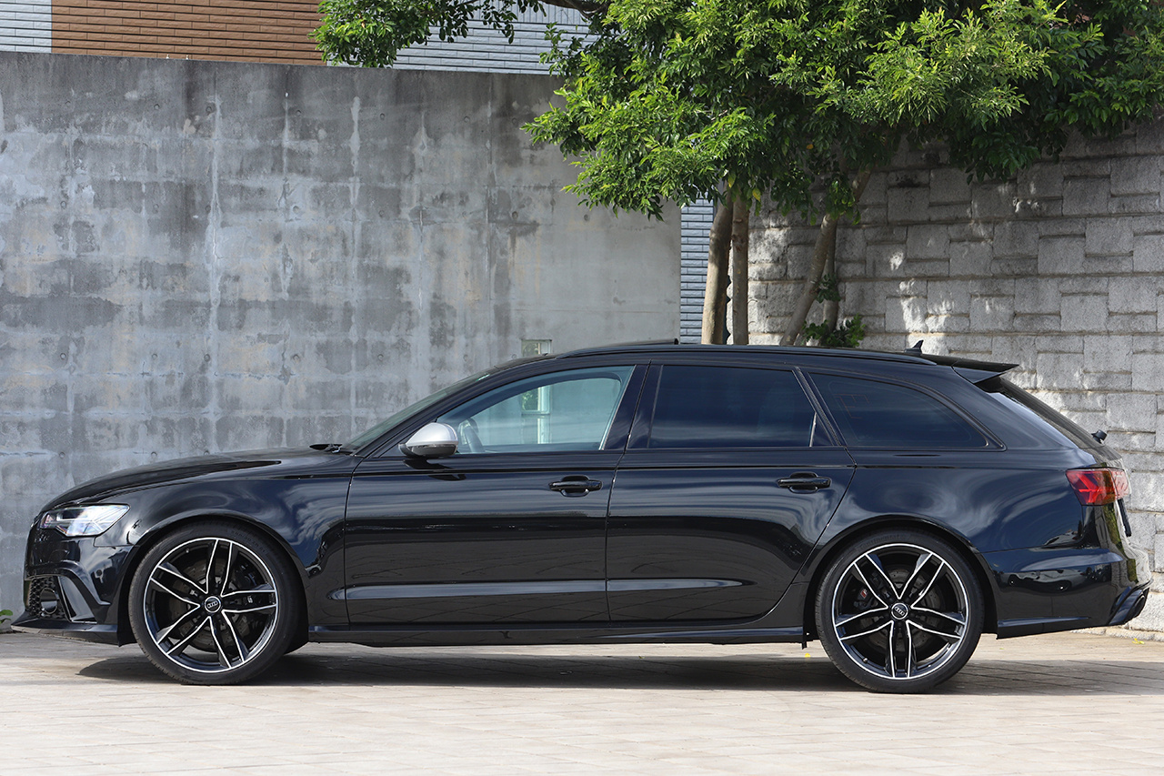 2018 Audi RS6 AVANT 