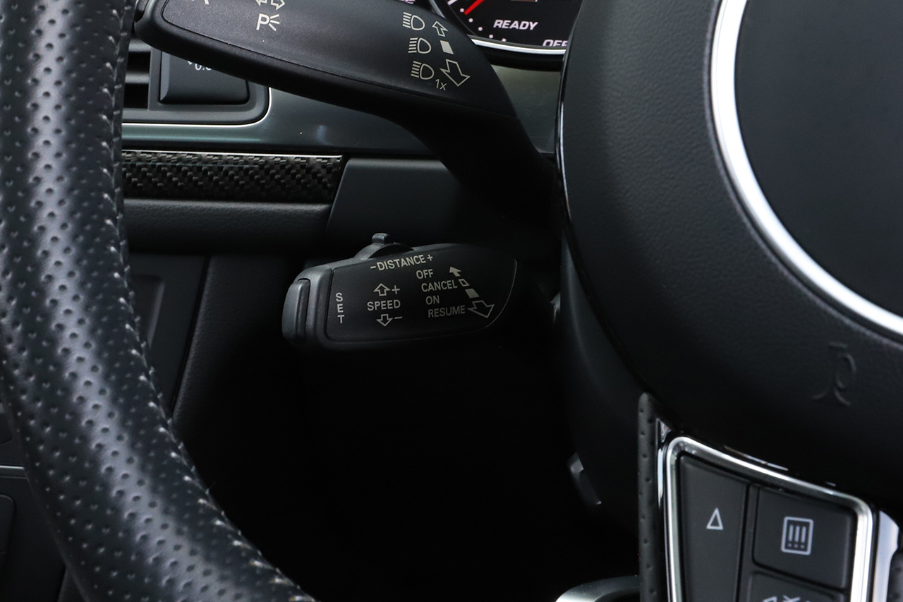 2018 Audi RS6 AVANT 