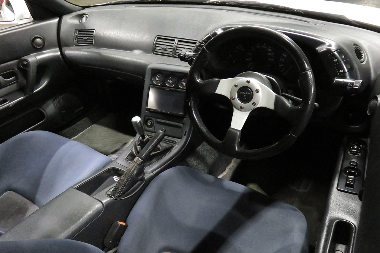 1994 Nissan SKYLINE GT-R R32 GT-R Series 3