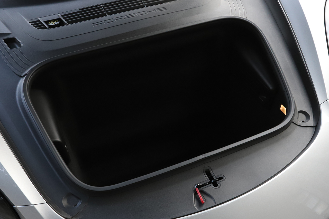 2020 Porsche 718 BOXSTER 