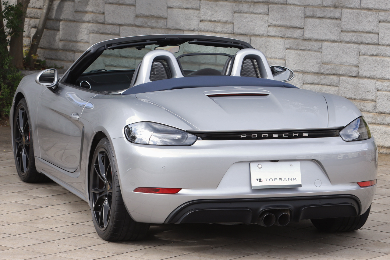 2020 Porsche 718 BOXSTER 