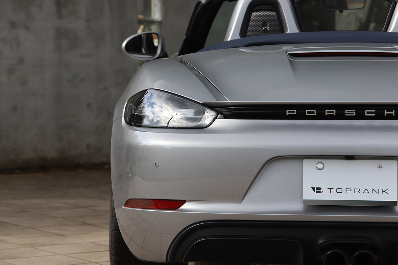 2020 Porsche 718 BOXSTER 