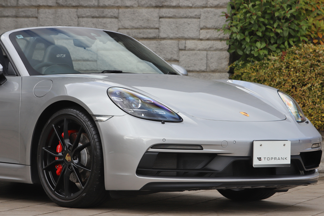 2020 Porsche 718 BOXSTER 