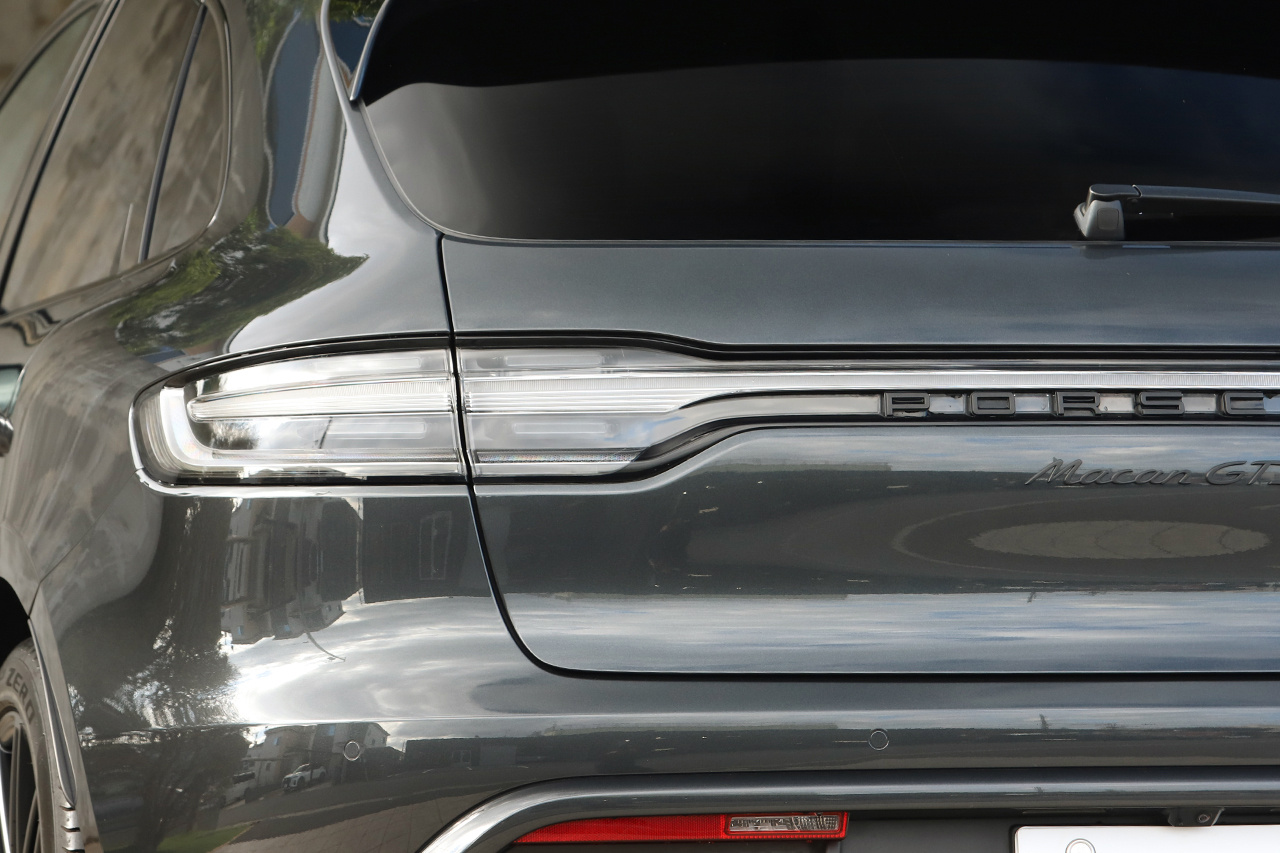 2022 Porsche MACAN null