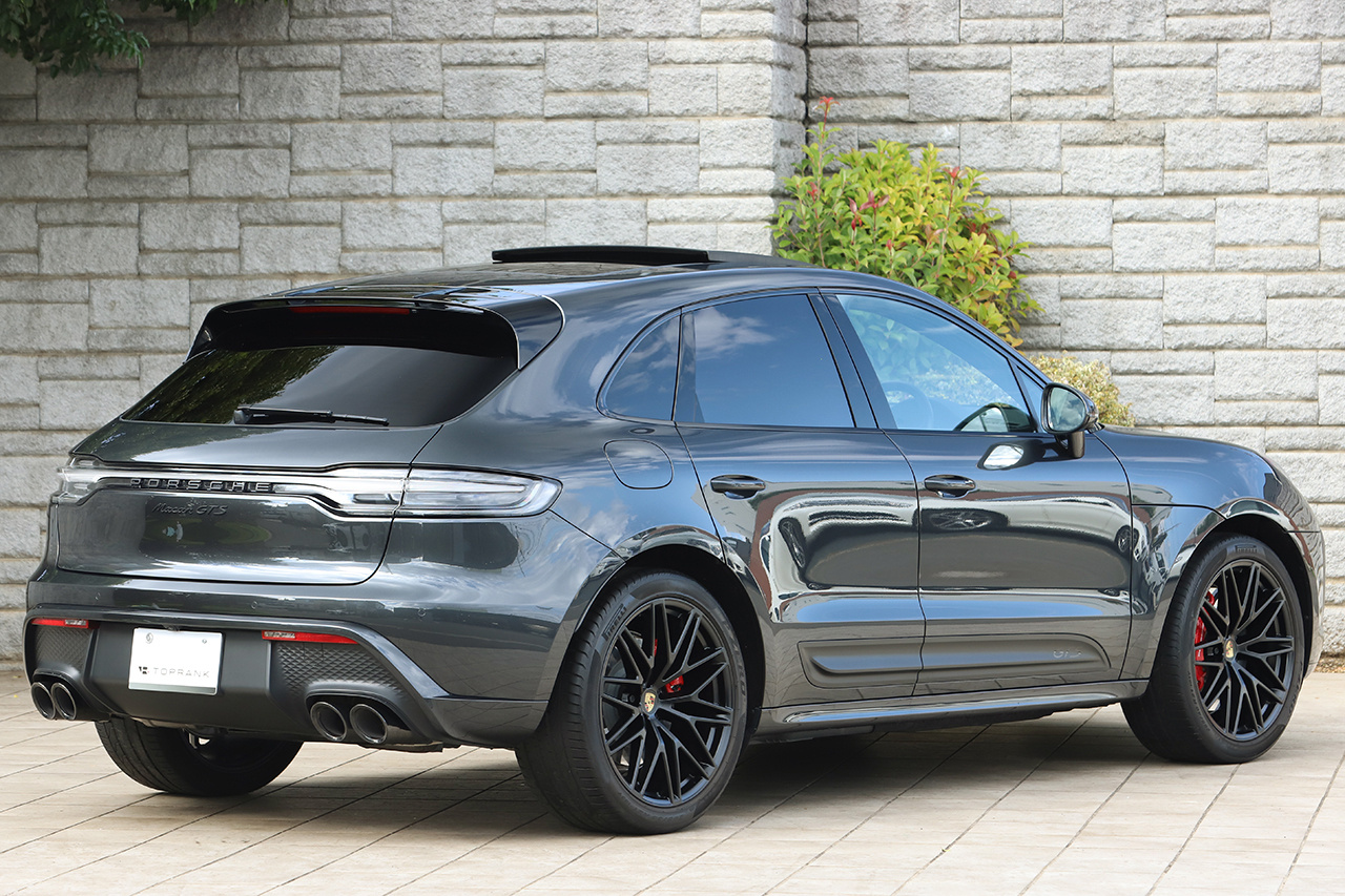 2022 Porsche MACAN null