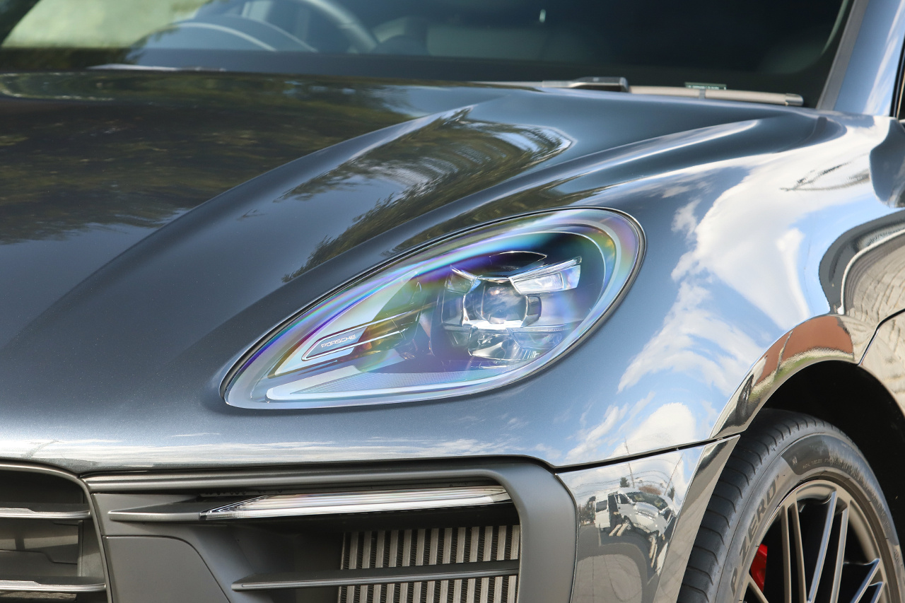 2022 Porsche MACAN null