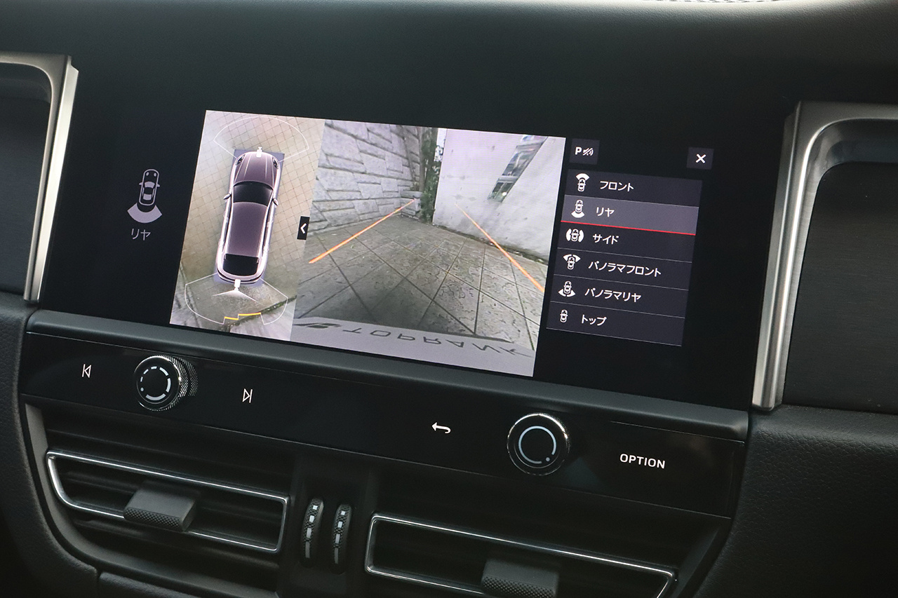 2022 Porsche MACAN null