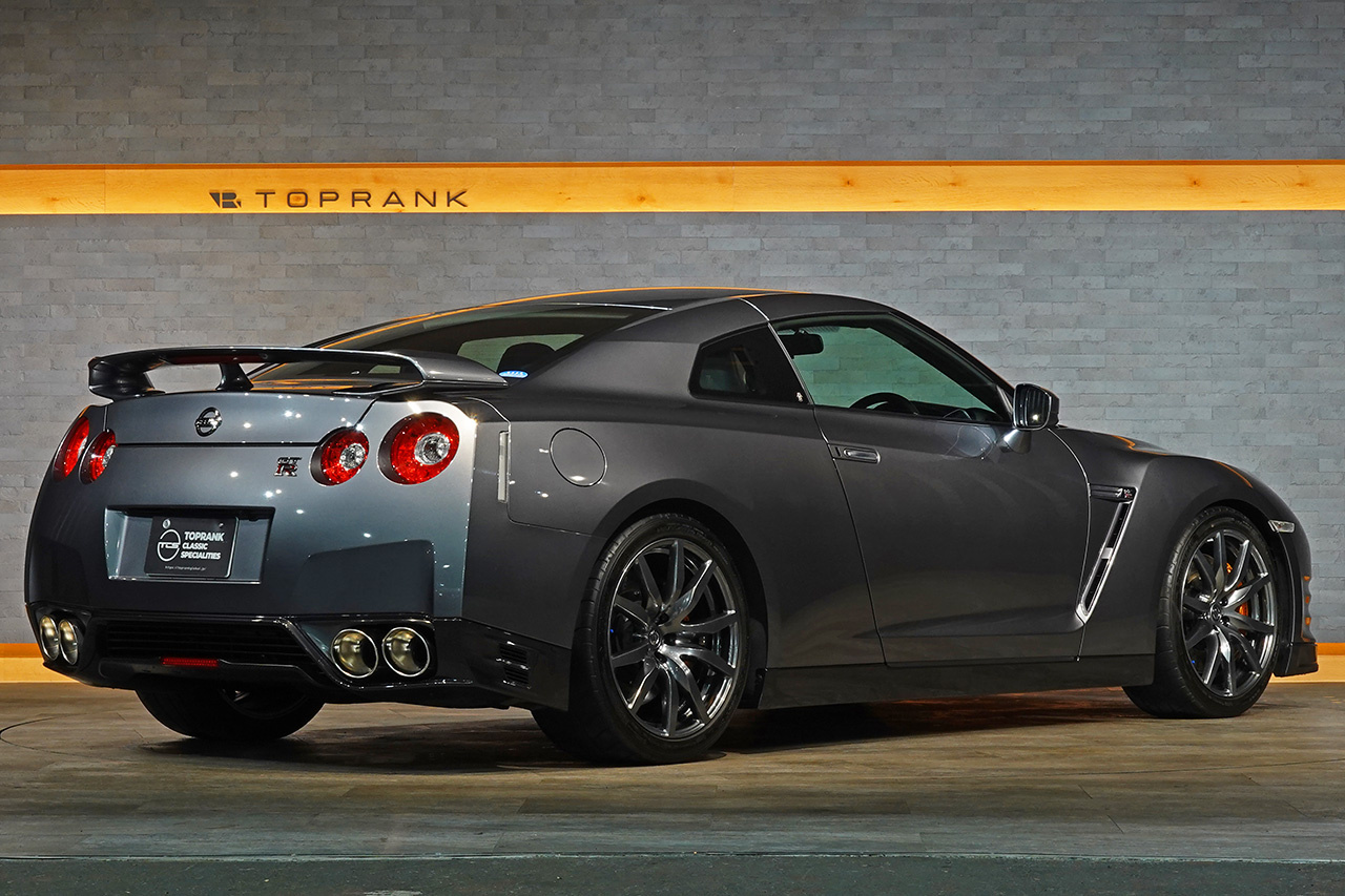 2011 Nissan GT-R R35 GT-R Pure Edition, MY11, Verified LOW Mileage,  ONE OWNER, BOSE Premium Sound System